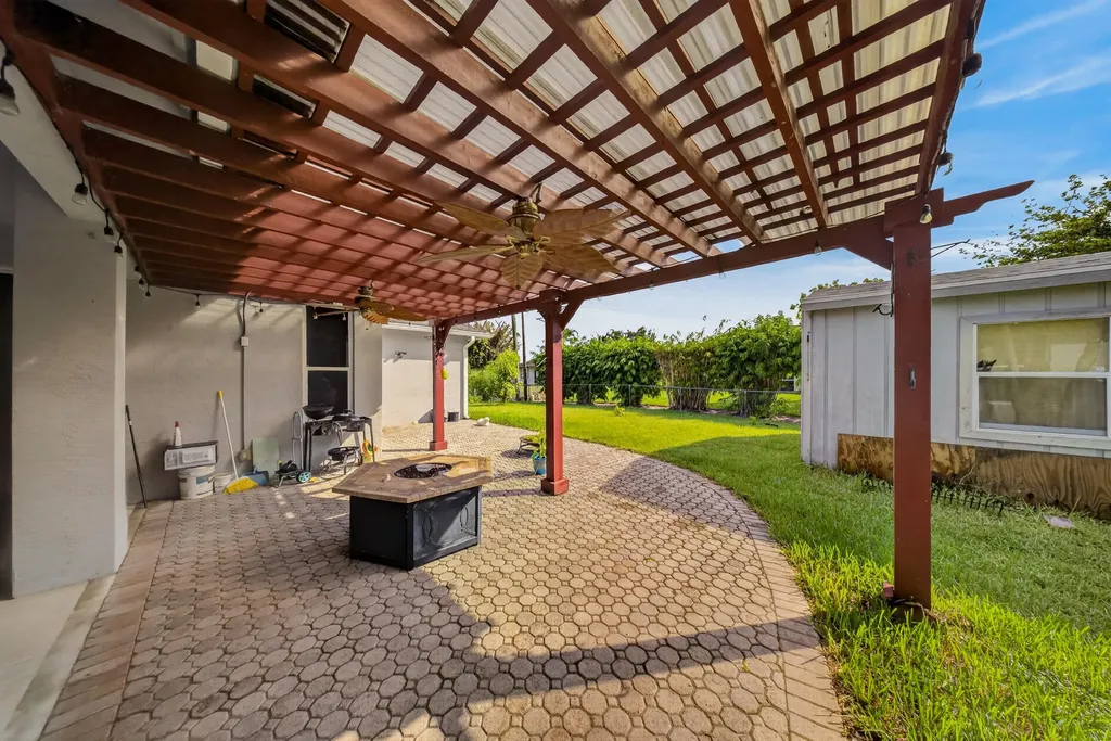 1640 SW Burlington Street Port St Lucie FL 34984
