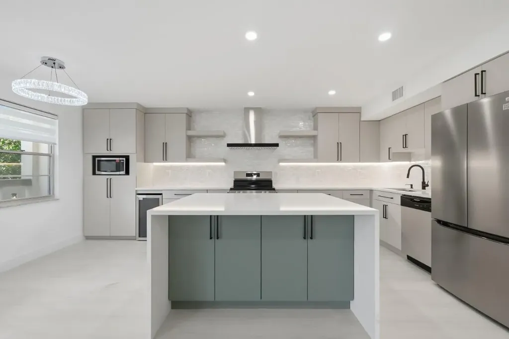 1805 Eleuthera Point Coconut Creek FL 33066
