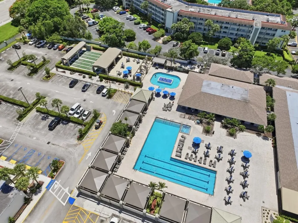 1805 Eleuthera Point Coconut Creek FL 33066