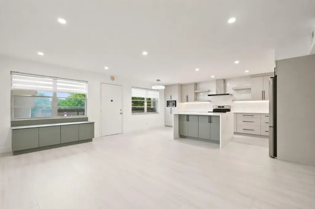 1805 Eleuthera Point Coconut Creek FL 33066