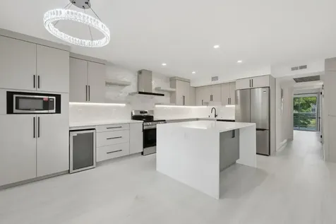 1805 Eleuthera Point Coconut Creek FL 33066