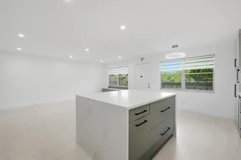 1805 Eleuthera Point Coconut Creek FL 33066
