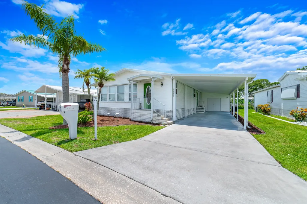 1651 SW 35th Circle Okeechobee FL 34974
