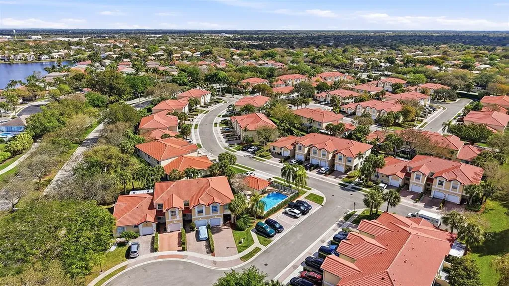 11757 NW 47th Drive Coral Springs FL 33076
