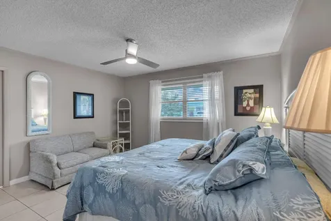 2886 Fernley Drive E West Palm Beach FL 33415