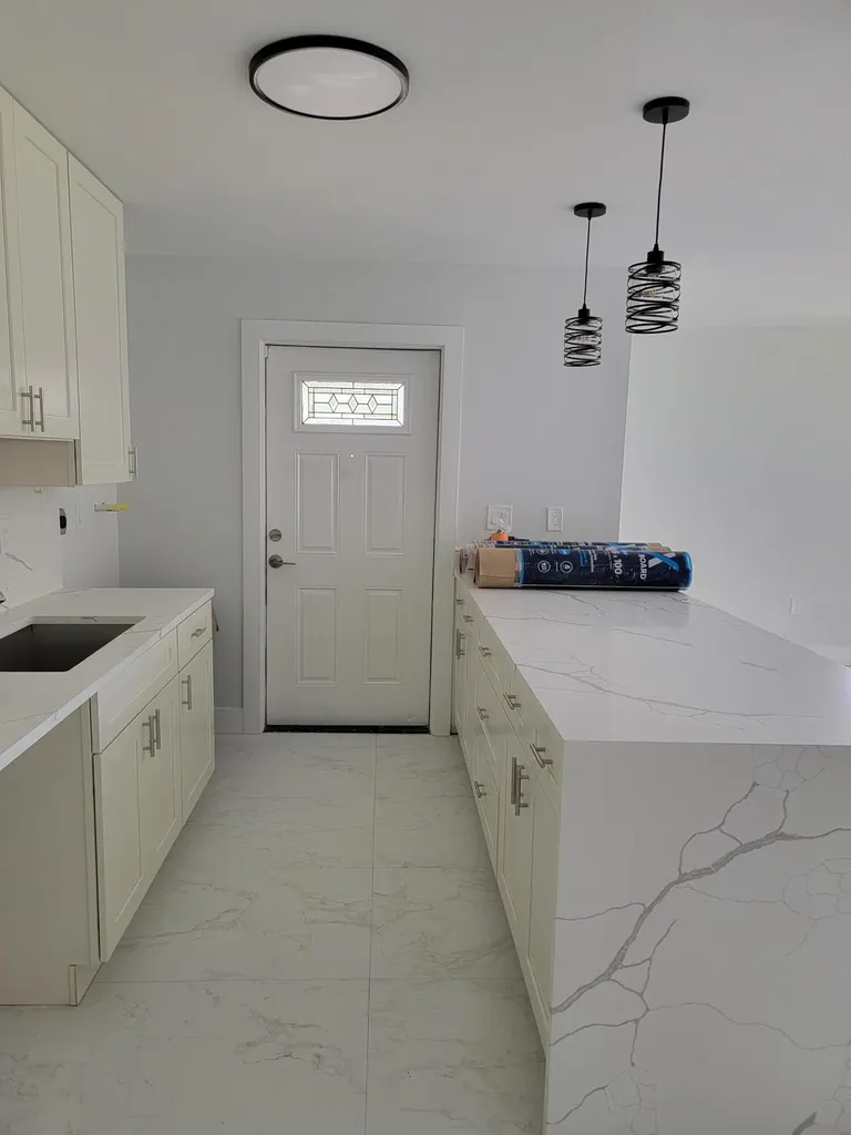 240 SW 7th Street Boca Raton FL 33432