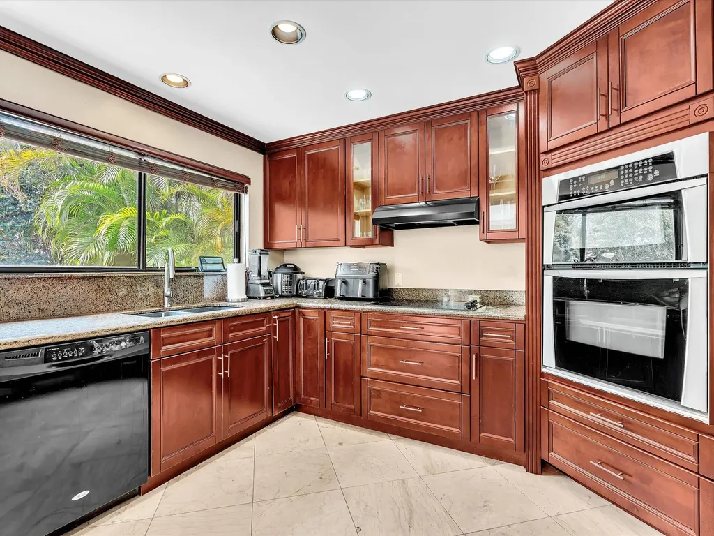 3971 NW 5th Drive Deerfield Beach FL 33442