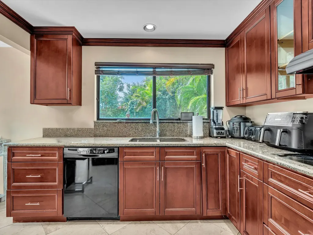 3971 NW 5th Drive Deerfield Beach FL 33442