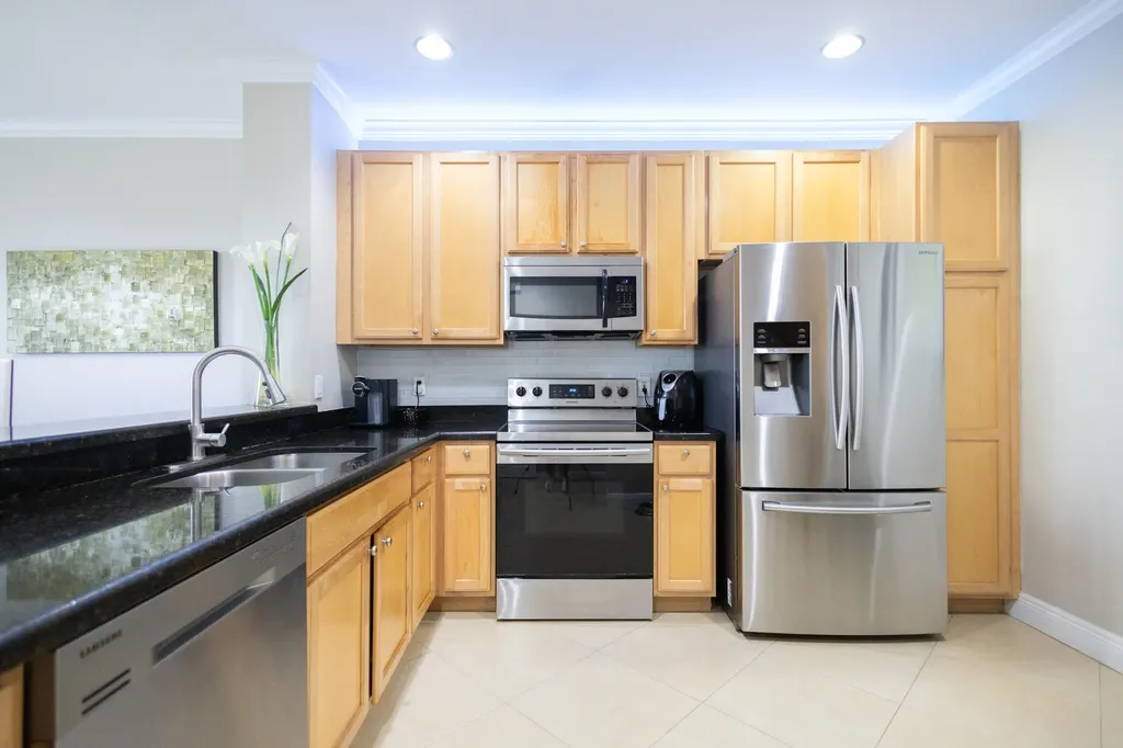 8115 Bellagio Lane Boynton Beach FL 33472