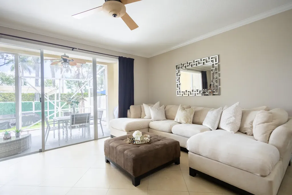 8115 Bellagio Lane Boynton Beach FL 33472