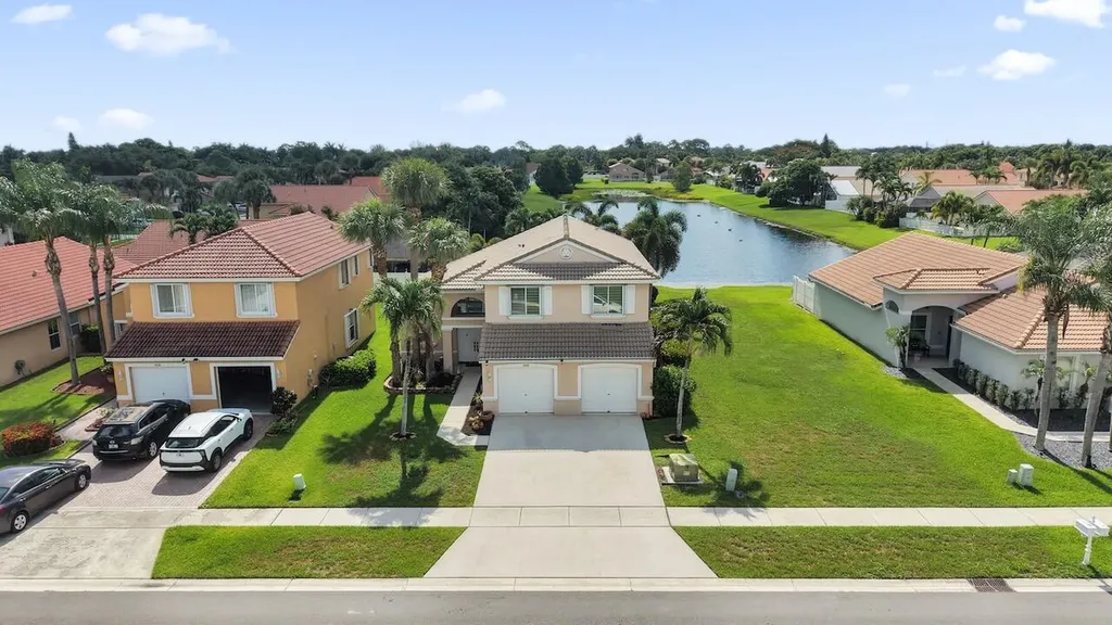 5222 Prairie Dunes Village Circle Lake Worth FL 33463
