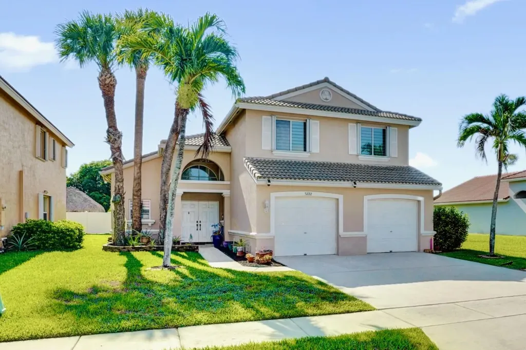 5222 Prairie Dunes Village Circle Lake Worth FL 33463