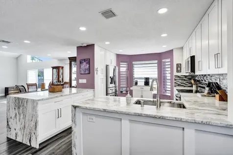 5222 Prairie Dunes Village Circle Lake Worth FL 33463