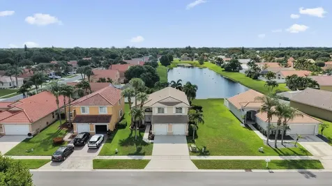 5222 Prairie Dunes Village Circle Lake Worth FL 33463