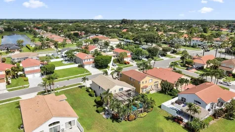 5222 Prairie Dunes Village Circle Lake Worth FL 33463