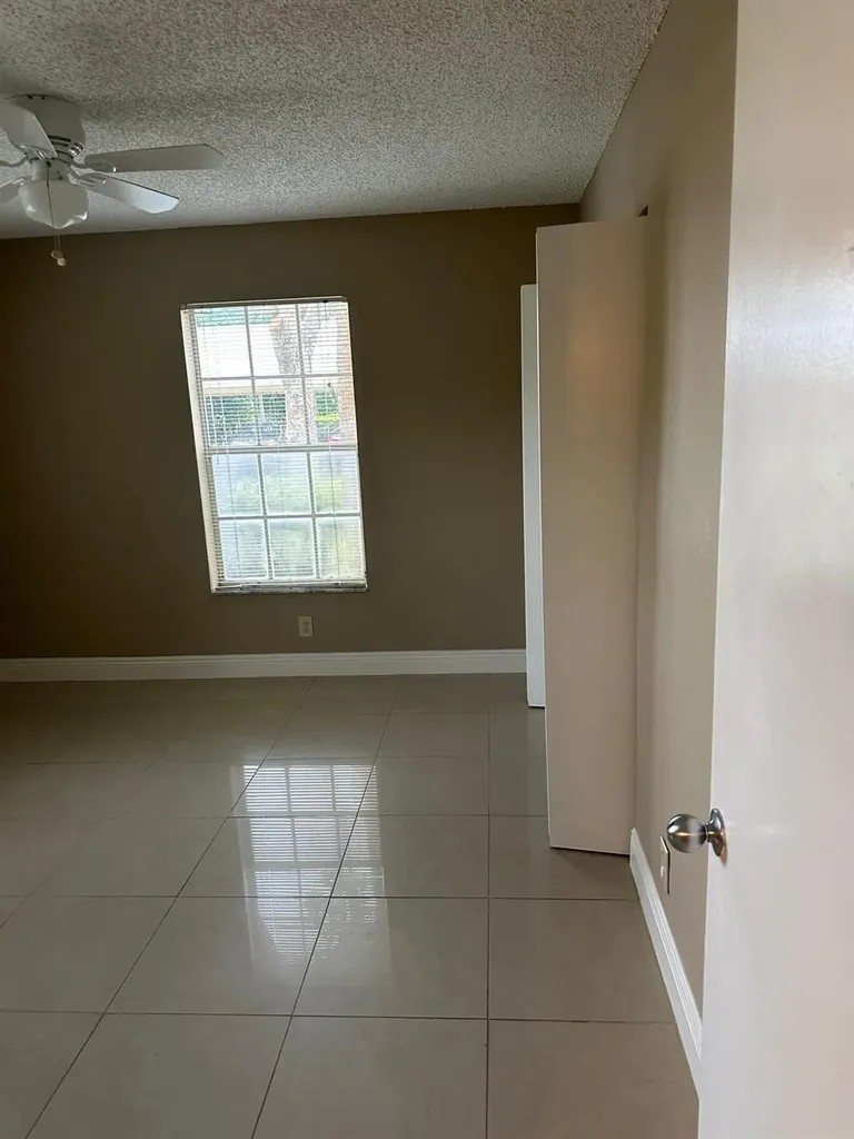 6283 La Costa Drive Boca Raton FL 33433