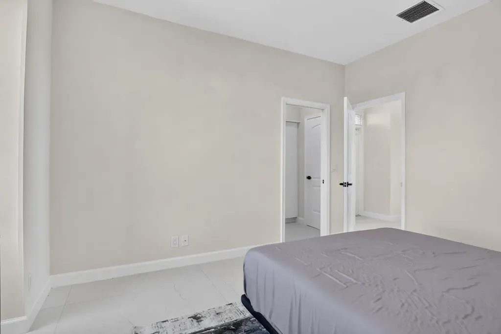 19317 Sabal Lake Drive Boca Raton FL 33434