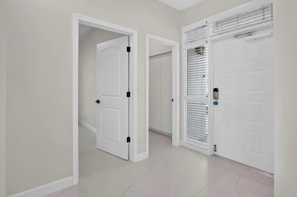 19317 Sabal Lake Drive Boca Raton FL 33434