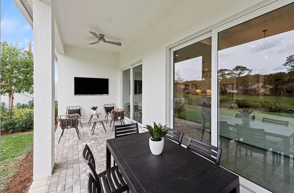 10685 Northbrook Circle Palm Beach Gardens FL 33412