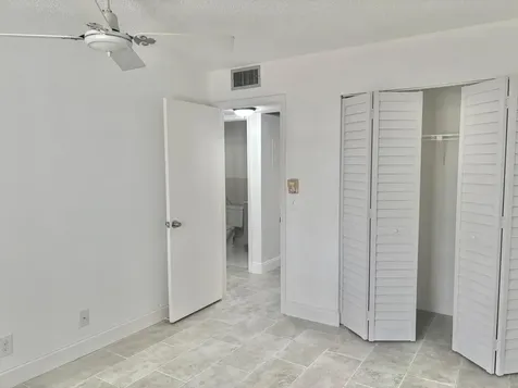 239 Sussex L West Palm Beach FL 33417