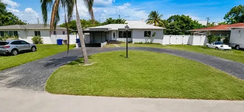 2651 Jackson Street Hollywood FL 33020