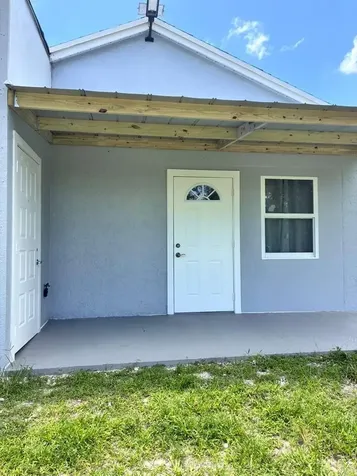 9024 Apache Boulevard Loxahatchee FL 33470