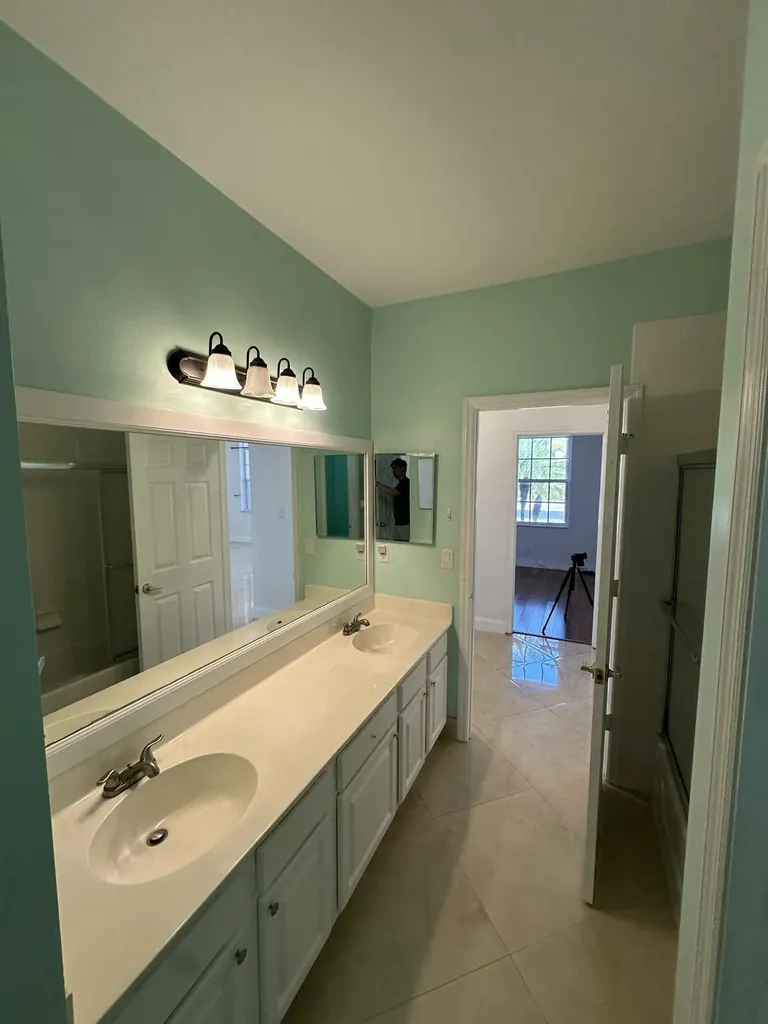 21698 Abington Court Boca Raton FL 33428