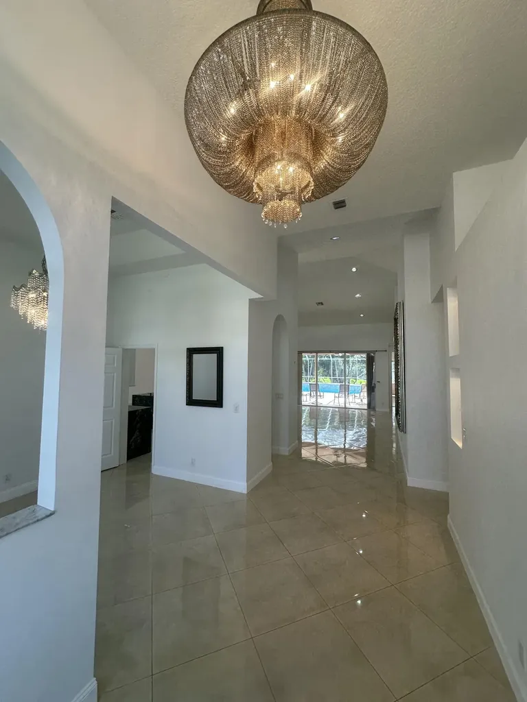 21698 Abington Court Boca Raton FL 33428