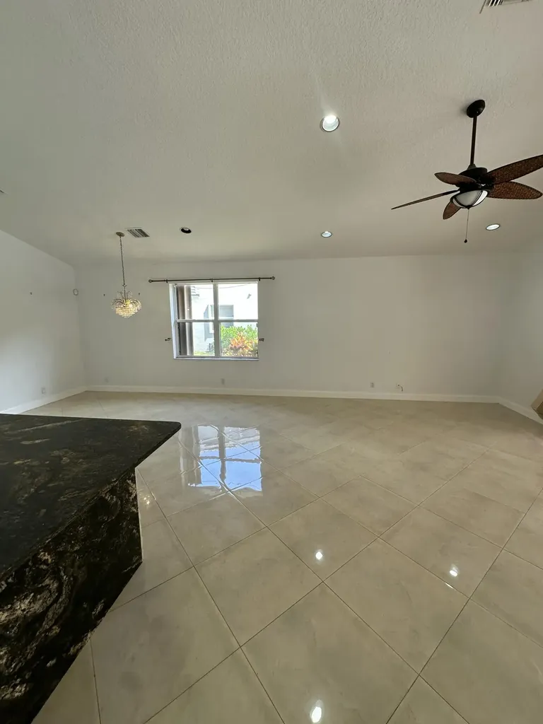 21698 Abington Court Boca Raton FL 33428