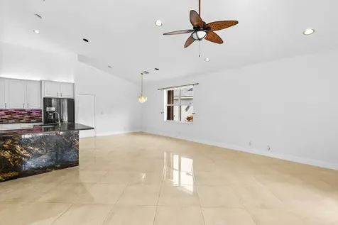 21698 Abington Court Boca Raton FL 33428