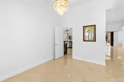 21698 Abington Court Boca Raton FL 33428