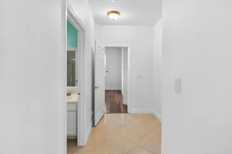 21698 Abington Court Boca Raton FL 33428