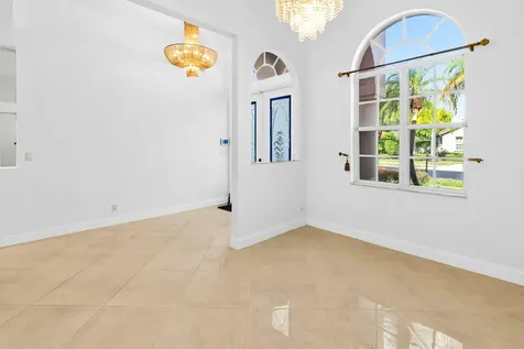 21698 Abington Court Boca Raton FL 33428