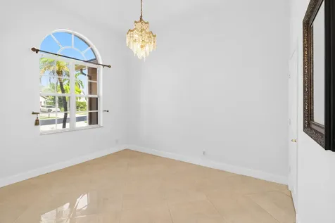 21698 Abington Court Boca Raton FL 33428