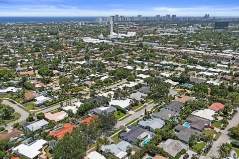 5830 NE 21st Terrace Fort Lauderdale FL 33308