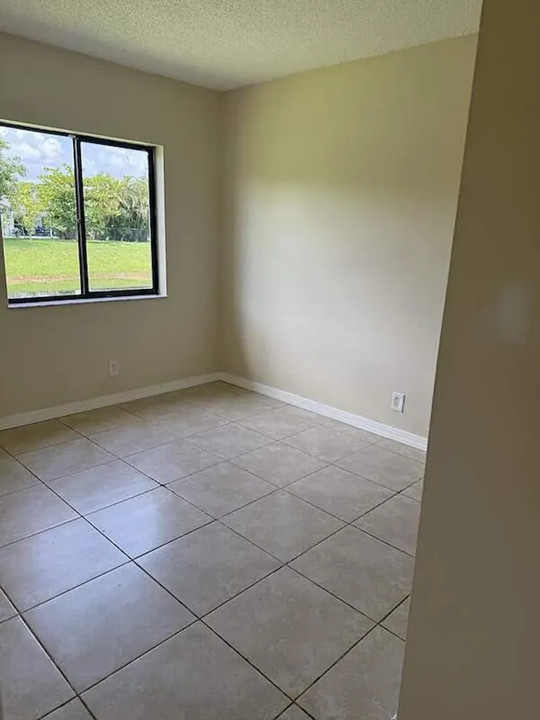 10914 Royal Palm Boulevard Coral Springs FL 33065