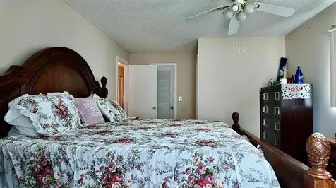 1061 NW 85th Terrace Plantation FL 33322