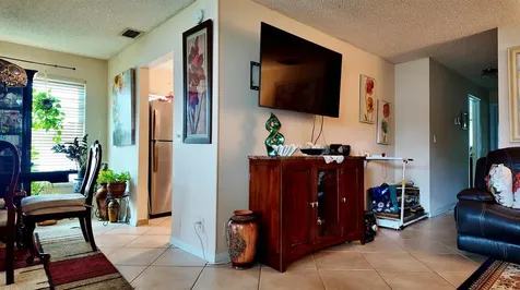 1061 NW 85th Terrace Plantation FL 33322