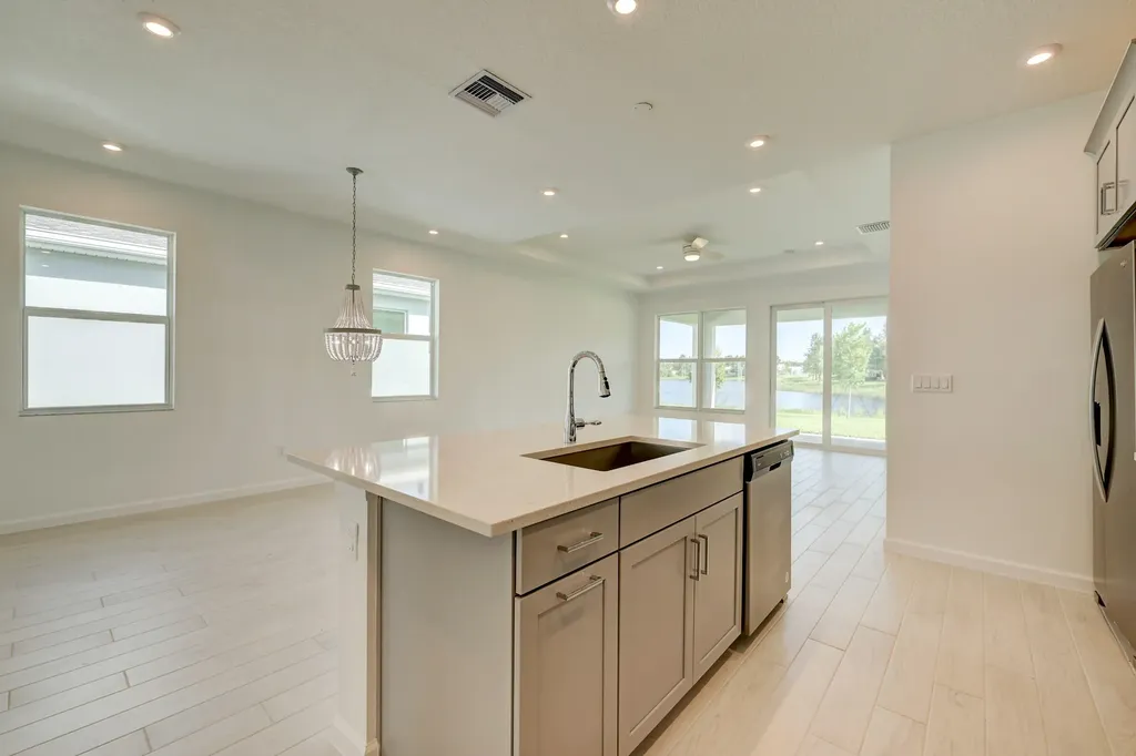 12712 SW Eleanor Drive Port St Lucie FL 34987