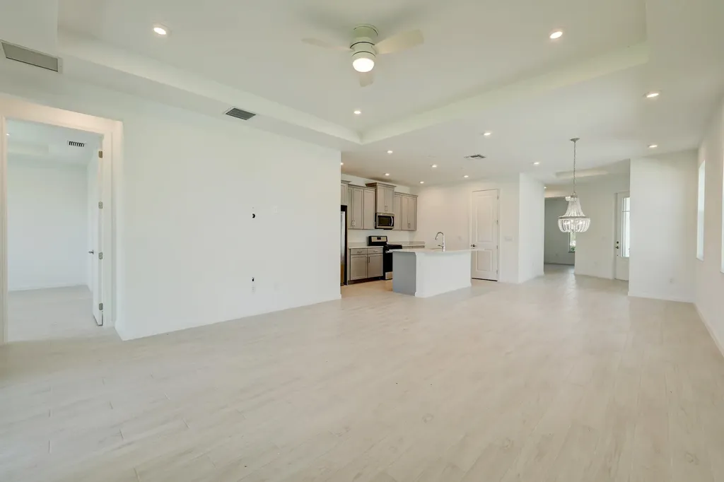 12712 SW Eleanor Drive Port St Lucie FL 34987