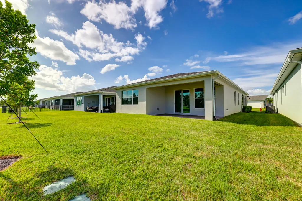 12712 SW Eleanor Drive Port St Lucie FL 34987