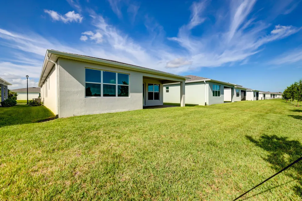 12712 SW Eleanor Drive Port St Lucie FL 34987
