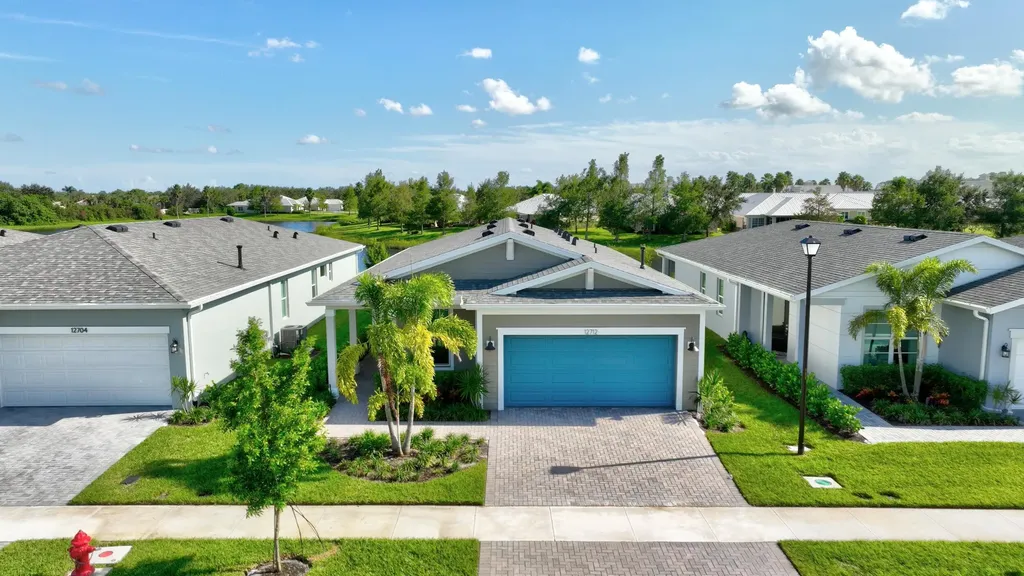 12712 SW Eleanor Drive Port St Lucie FL 34987