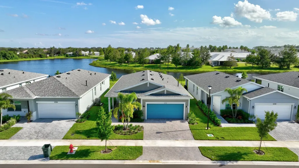 12712 SW Eleanor Drive Port St Lucie FL 34987