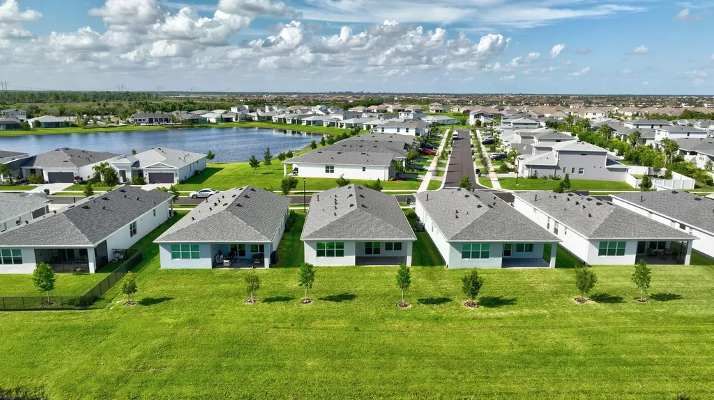 12712 SW Eleanor Drive Port St Lucie FL 34987