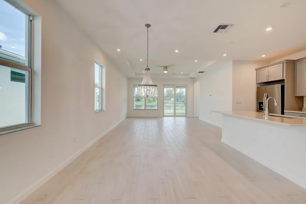 12712 SW Eleanor Drive Port St Lucie FL 34987
