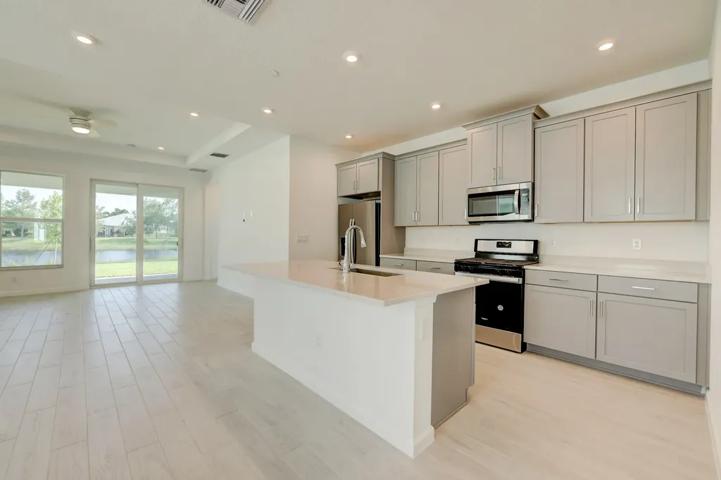 12712 SW Eleanor Drive Port St Lucie FL 34987