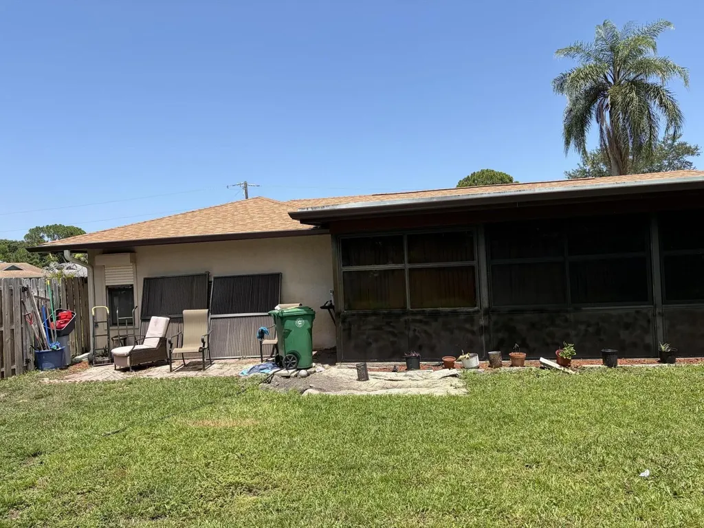145 SE Fallon Drive Port St Lucie FL 34983