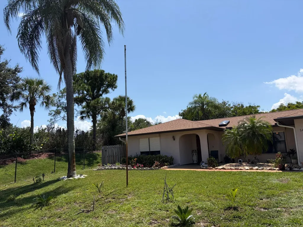 145 SE Fallon Drive Port St Lucie FL 34983