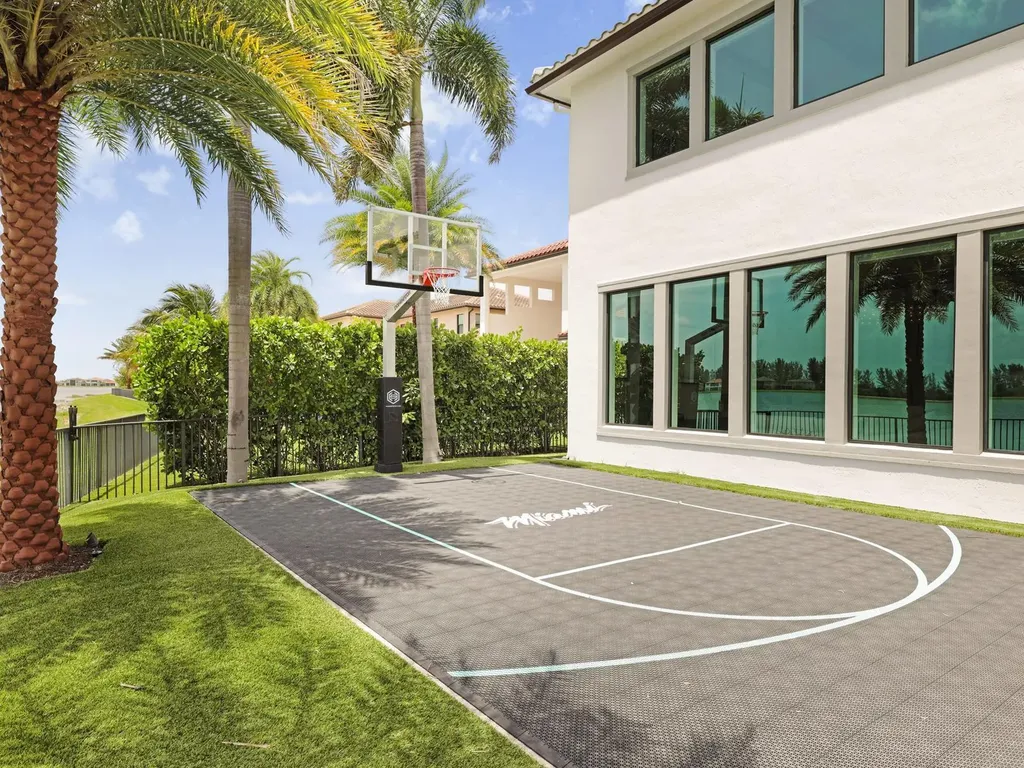 8785 Parkland Bay Drive Parkland FL 33076